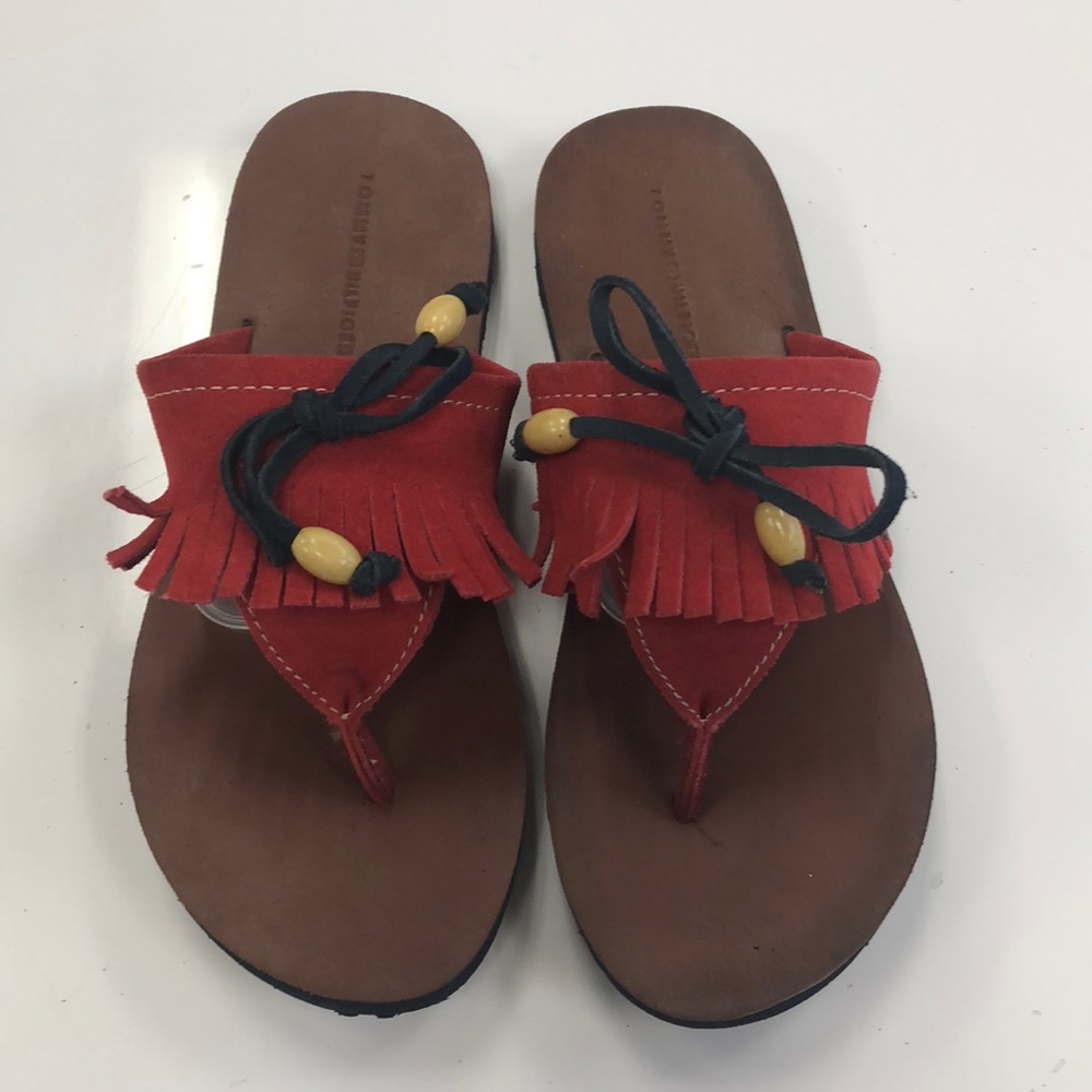 Tommy Hilfiger SZ 5 sandals